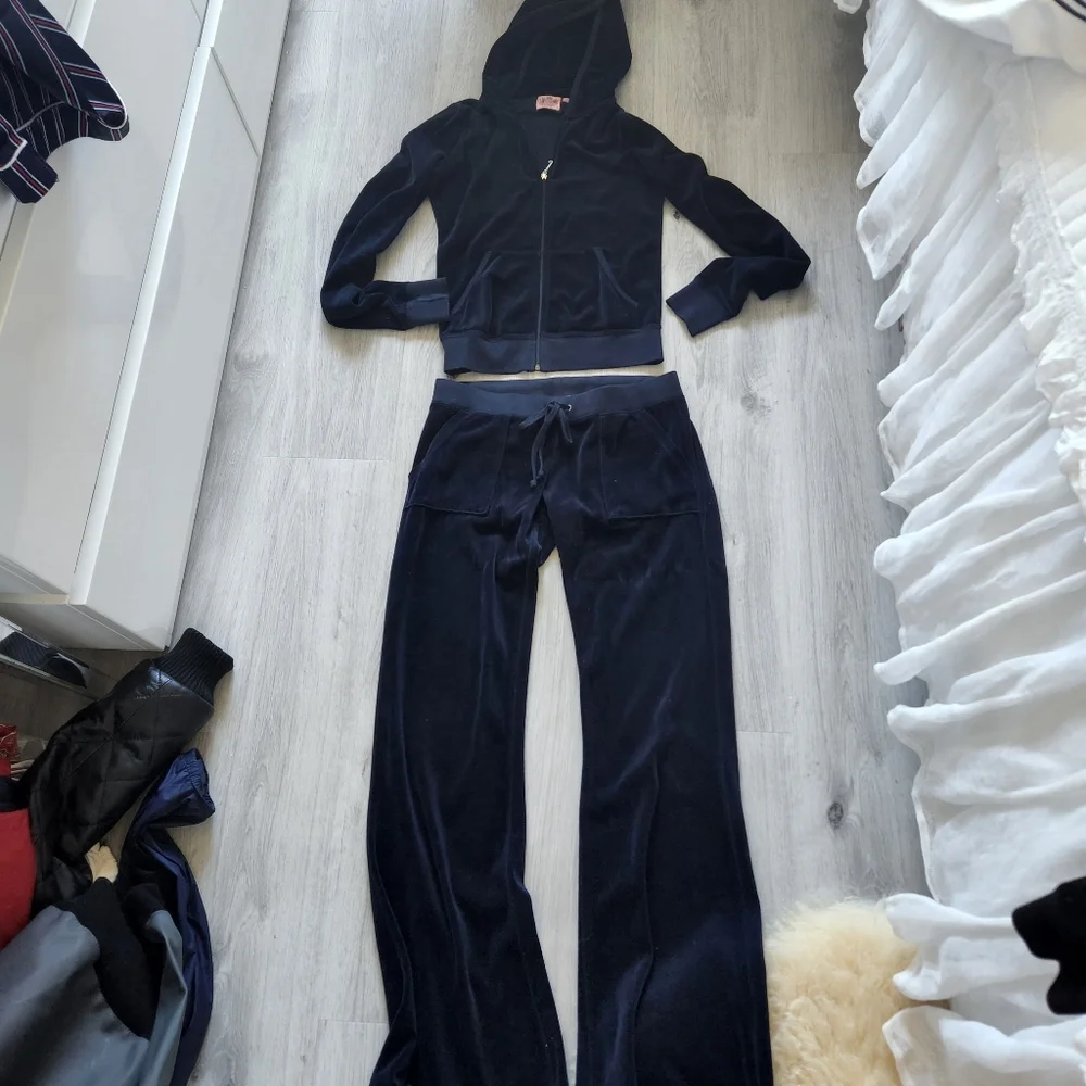 Juicy couture velour vintage navy set - Picture 7 of 15
